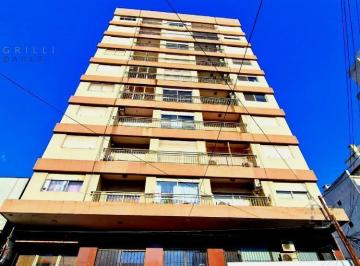 Departamento · 80m² · 4 Ambientes · Departamento 4 Ambientes en Venta Quilmes Centro