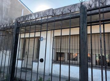 Casa · 90m² · 3 Ambientes · Casa 3 Ambientes a Reciclar