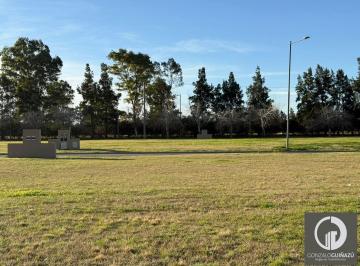 Terreno · 417m² · Terreno en Venta - Los Pasos del Jockey Barrio Abierto