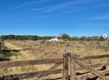 Quinta vacacional · 120m² · 4 Ambientes · Exc. Finca Vta 37.000 m² Casa 3 Dorm a Terminar La Silleta