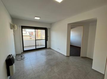 Imagen 1 - Departamento de un dormitorio con balcón y amplio living en calle Corrientes 1198, zona Centro. - · Departamento de un Dormitorio con Balcón y Amplio Living en Calle Corrientes 1198, Zona Centro.