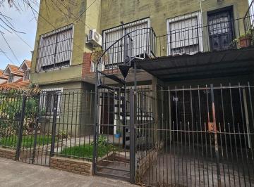 Casa · 112m² · 3 Ambientes · 1 Cochera · Casa Tipo PH, Venta Quilmes.