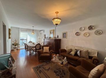 Departamento · 80m² · 5 Ambientes · Venta Departamento 3 Dorm. Abasto Semipiso Frente