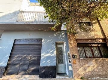 Casa · 95m² · 4 Ambientes · Casa en Venta