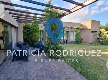 Casa · 200m² · 4 Ambientes · Casa en Venta en Los Talas Barrio Privado