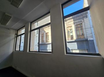 Oficina comercial de 5 ambientes, Monserrat · Oficina 165 m² Bajas Expensas Muy Comoda