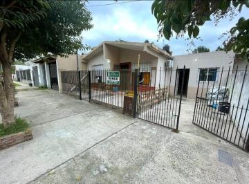Casa , Florencio Varela · En Venta! Casa y Depto