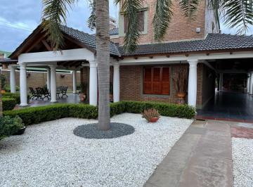 Casa · 247m² · Casa / Casa Quinta en Venta