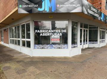 Local comercial · 400m² · Importante Local San Bernardo