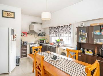 PH · 87m² · 3 Ambientes · Venta PH en Lomas del Mirador