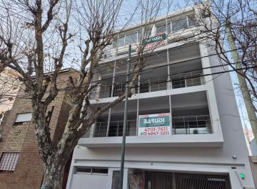 Departamento de 2 ambientes, Saavedra · 2 Ambientes Amplios en Duplex con Balcon Terraza con Parrilla