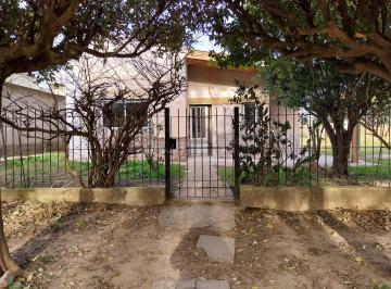 Fachada · Rawson Excelente Oportunidad! con La Tranquilidad Que Ofrece un Plus Único Retasado!