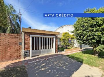 Casa · 155m² · 2 Dormitorios · 1 Cochera · Casa en San Lorenzo