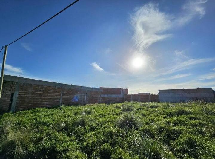 Terreno · 366m²