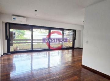 Departamento · 102m² · 5 Ambientes · Venta Muy Buen Depto 4 Ambientes con Balcon y Dependencia en Olivos
