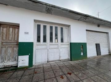 Local comercial · 183m² · 2 Ambientes · Local en Bernardino Rivadavia