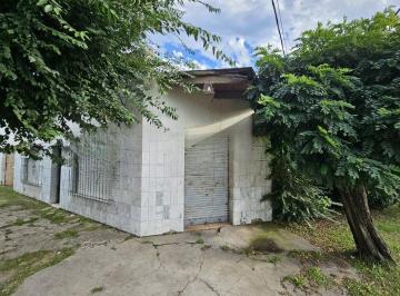 Casa · 348m² · 5 Ambientes · Casa en Venta en La Plata