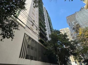 Departamento · 68m² · 3 Ambientes · Excelente Tres Ambientes Al Frente en un Octavo Piso.