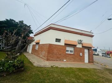 Casa de 3 ambientes, Ciudad de Santa Fe · En Venta Casa Av Blas Parera 6598