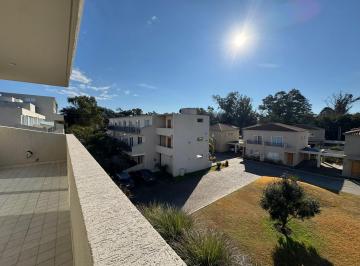 Departamento · 70m² · 3 Ambientes · 1 Cochera · Muy Buen Departamento en Saravi Village de 3 Ambientes