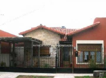 Casa · 200m² · 3 Ambientes · 1 Cochera · Casa en Venta en Haedo