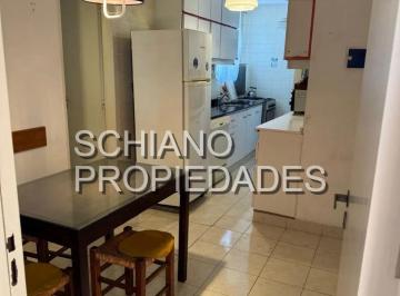 Departamento de 4 ambientes, Quilmes · Cuatro Ambientes en Quilmes Centro Frente a Plaza San Martin.