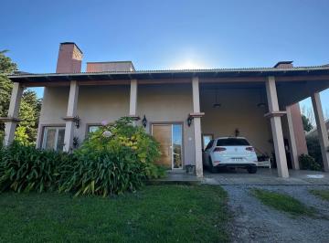 Quinta vacacional en Venta de 5 ambientes El Paraíso · Vende Complejo de Cabañas y Casa Principal Acepta Permuta de Local y Casa