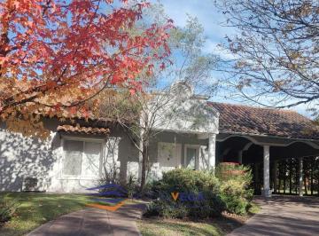 Casa · 112m² · 5 Ambientes · 2 Cocheras · Casa a La Venta en Barrio Cerrado El Resuello, Moreno