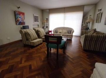 Departamento · 154ha · 4 Ambientes · 1 Cochera · Venta Departamento 3 Dorm. en Dean Funes 300, Salta Capital