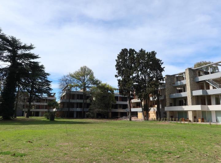 Desarrollo vertical · Bosque Pilar
