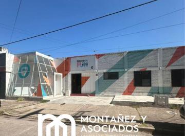 Local comercial · 200m² · 5 Ambientes · 2 Cocheras · Local/galpon en Alquiler 200 m² a m del Colegio La Salle