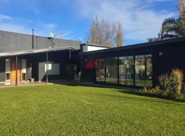 Casa · 178m² · 4 Ambientes · Casa en Venta en Chacras del Molino, Exaltación de La Cruz, G. B. a. Zona Norte