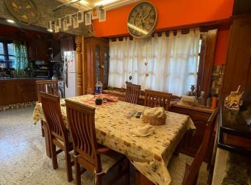 PH · 67m² · 3 Ambientes · PH Al Frente en Venta de 3 Ambientes con Patio, Parrilla y Cochera Cubierta - Villa Dominico