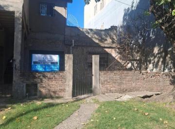 Casa · 192m² · 6 Ambientes · 1 Cochera · Lote de 300 m² con Varias Unidades y Proyecto de Inversión en Virreyes