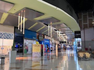 Local comercial , Lomas de Zamora · Local Comercial en Shopping Temperley