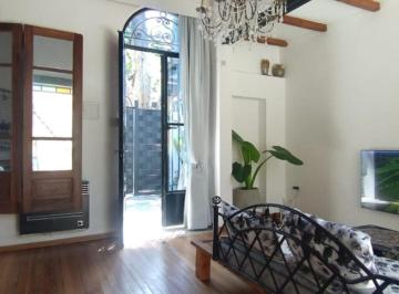 Casa de 1 ambiente, Rosario · Casa Sobre Bv. Oroño.