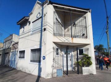 Departamento de 3 ambientes, Lanús · Luminoso Dúplex de Tres Ambientes con Garaje