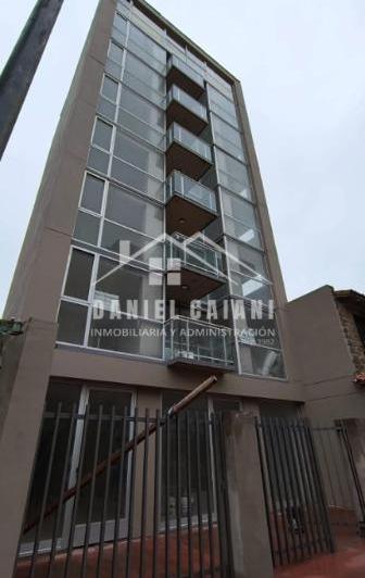 Edificio · 600m²