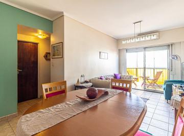Departamento · 62m² · 4 Ambientes · Venta. Semipiso de 4 Ambientes. Barracas