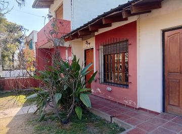 Casa de 5 ambientes, Córdoba · Bº Los Plátanos - Muy Linda Casa