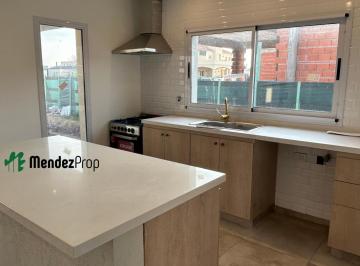 Casa · 191m² · 5 Ambientes · 5 Cocheras · Casa a Estrenar en El Rebenque
