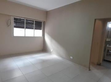 Departamento de 2 ambientes, Flores · Alquiler Av Directorio 2900 /depto 2 Ambientes Amplio/ Apto Profesional/ Patio