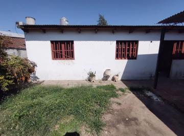 Casa · 93m² · 4 Ambientes · 1 Cochera · Casa en Venta Reconquista