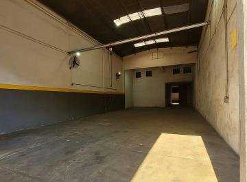 Bodega-Galpón · 155m² · Venta Galpón Valentín Alsina 155 m² Oficinas