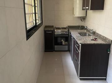 PH · 45m² · 2 Ambientes · Departamento PH Dos Ambientes con Patio en Alquiler en Wilde