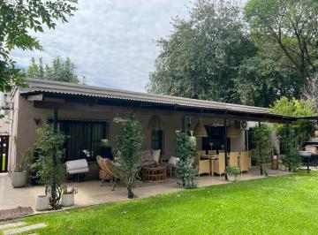 Casa · 185m² · 4 Ambientes · 1 Cochera · Casa en Alquiler en Manzanares Pilar
