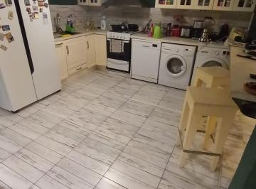 PH de 6 ambientes, Ituzaingó · Oportunidad - PH en Venta con Cochera + Depto Independiente
