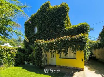Casa · 192m² · 7 Ambientes · 2 Cocheras · Venta - Casa de 3 Dorm. con Quincho y Piscina - Fisherton, Rosario