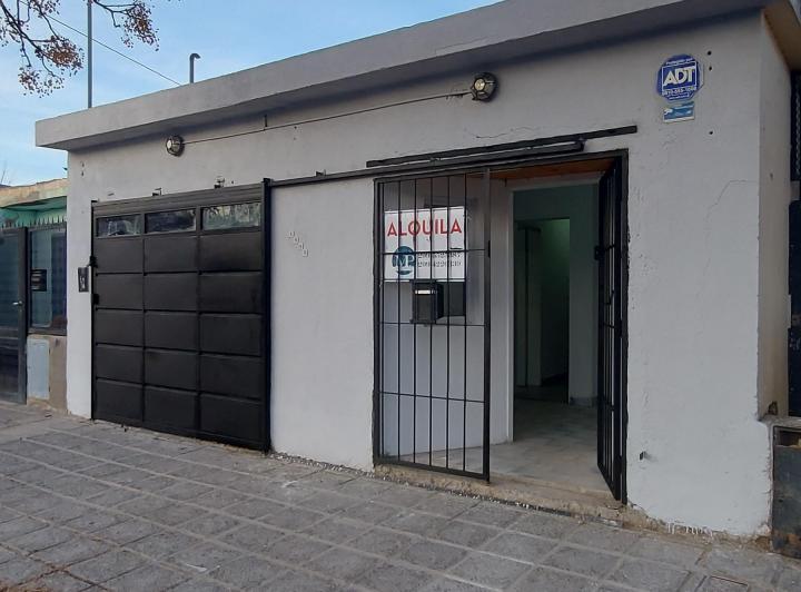 Casa · 70m² · 3 Ambientes · 1 Cochera