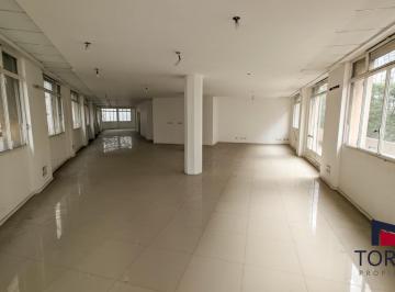 Oficina comercial · 351m² · 10 Ambientes · Oficina de 360 m² en Microcentro – 2do Piso - Edificio Histórico - Roque Saenz Peña – 360° Vista
